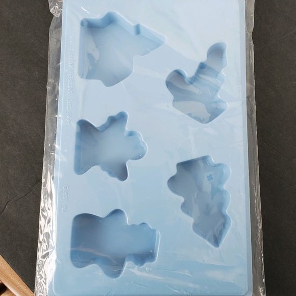 Vintage Candle Magic Candle Molds - Christmas Shapes - Picture 2 of 4